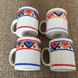 4 mugs