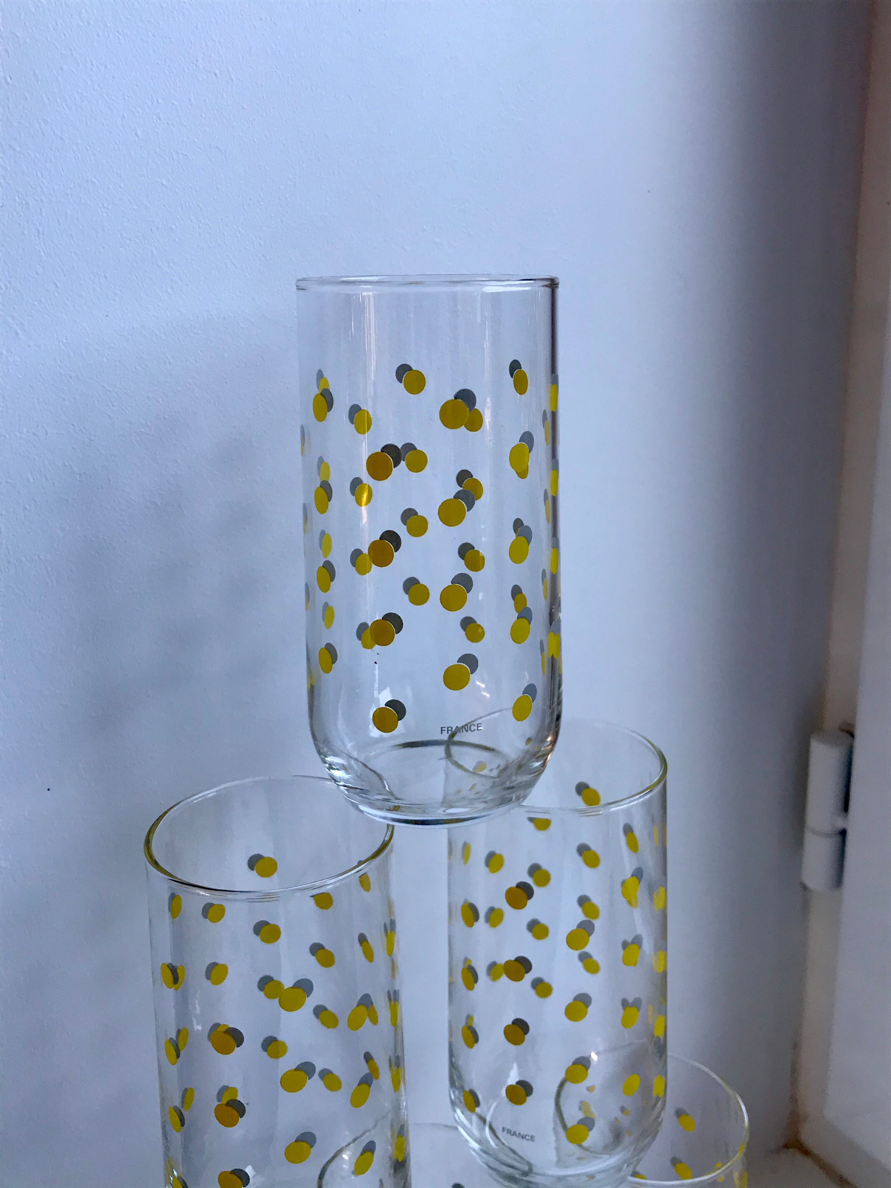 Set of 6 glasses with yellow weights made in france 70s