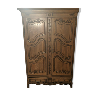 Armoire ancienne