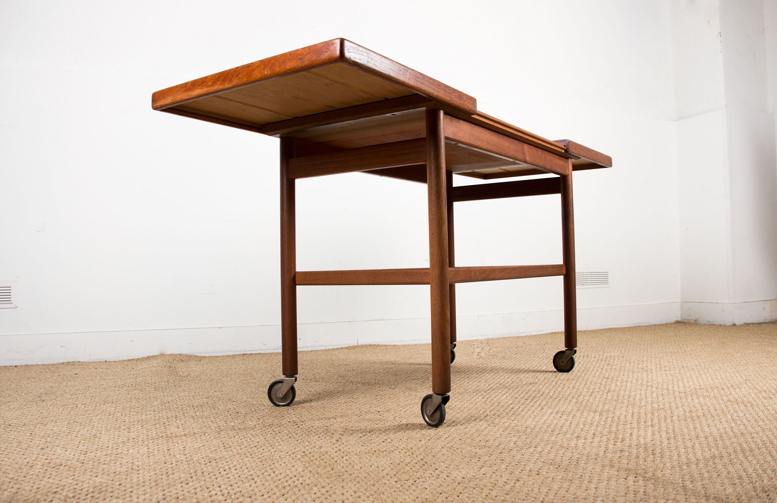 Rolling table, service, Danish expandable and double-level, teak 1960.