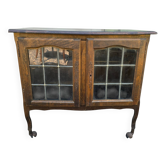 Small Art Nouveau glass-fronted buffet in oak and leaded glass.
