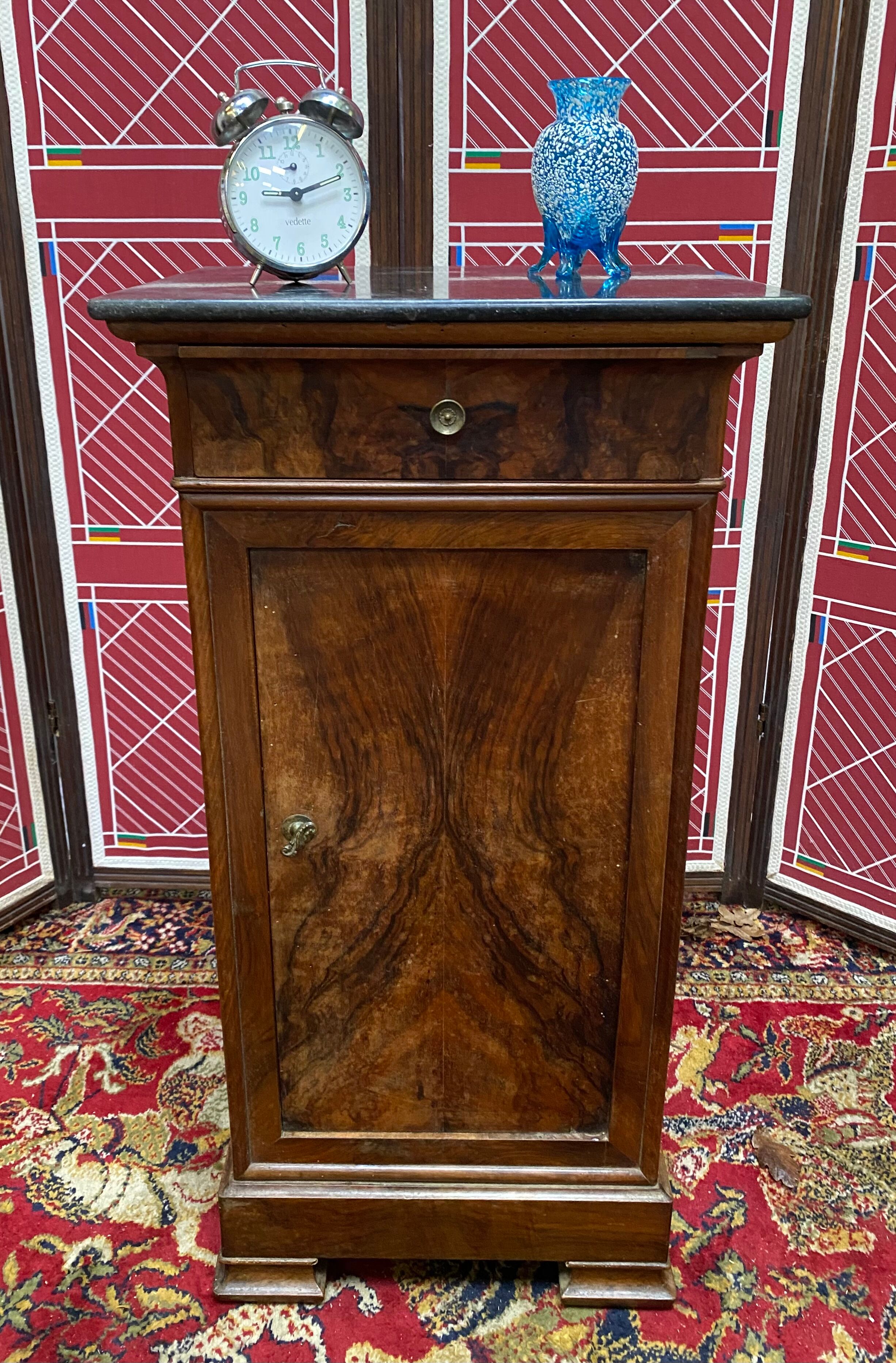 Walnut bedside and walnut veneer with marble, 1900