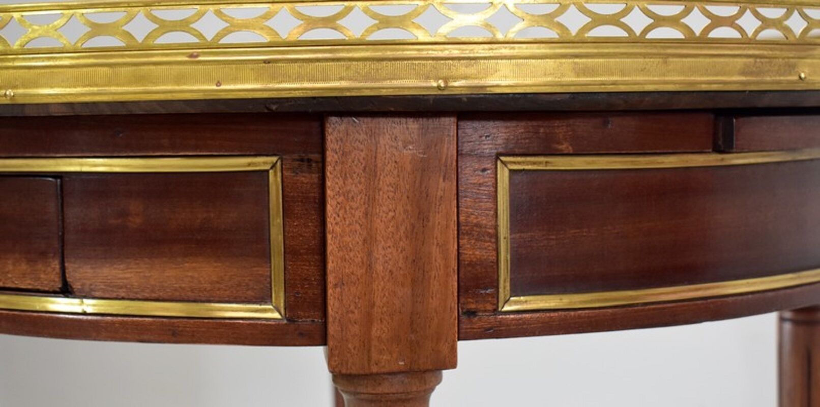 Table Bouillotte in mahogany, Louis XVI style - 20th century