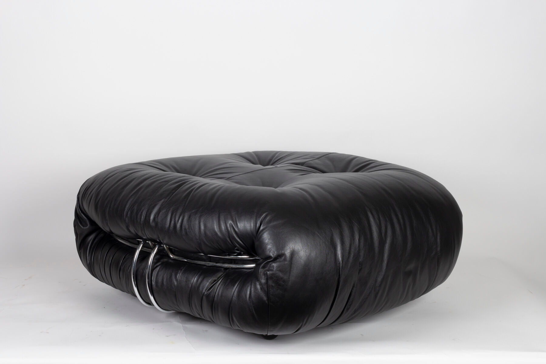 Tobia Scarpa Soriana chair and ottoman for Cassina 1970