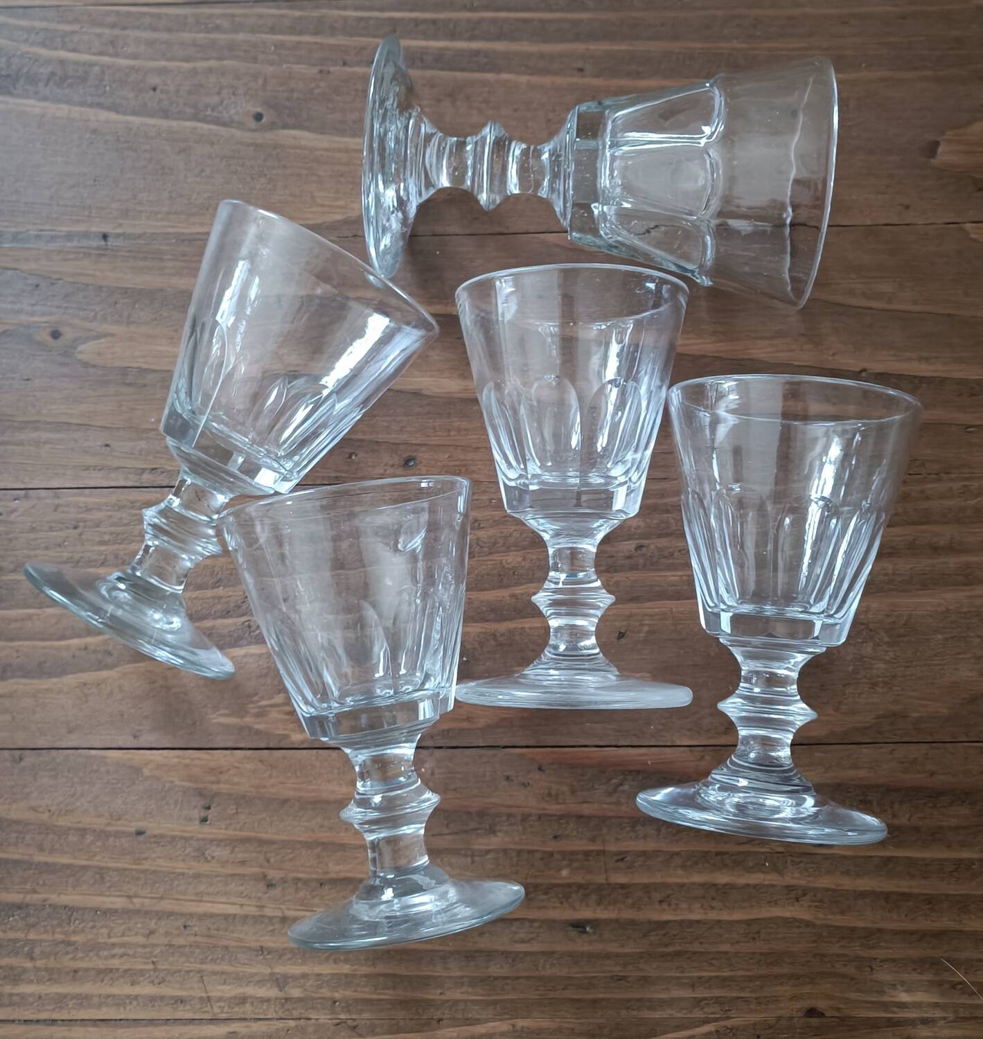 Lot de verres à liqueur en cristal
