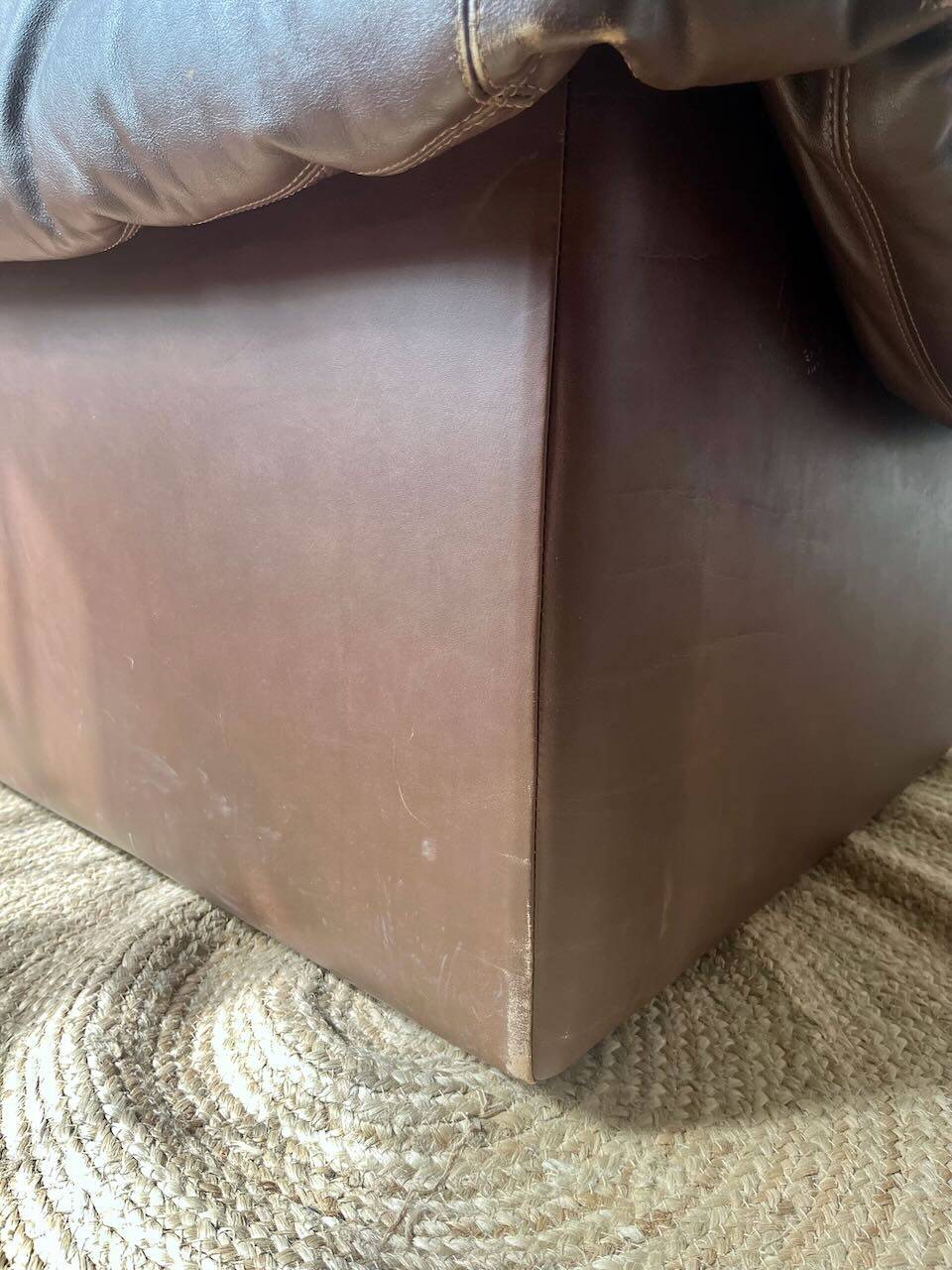 Brown leather armchair from the 1970s.