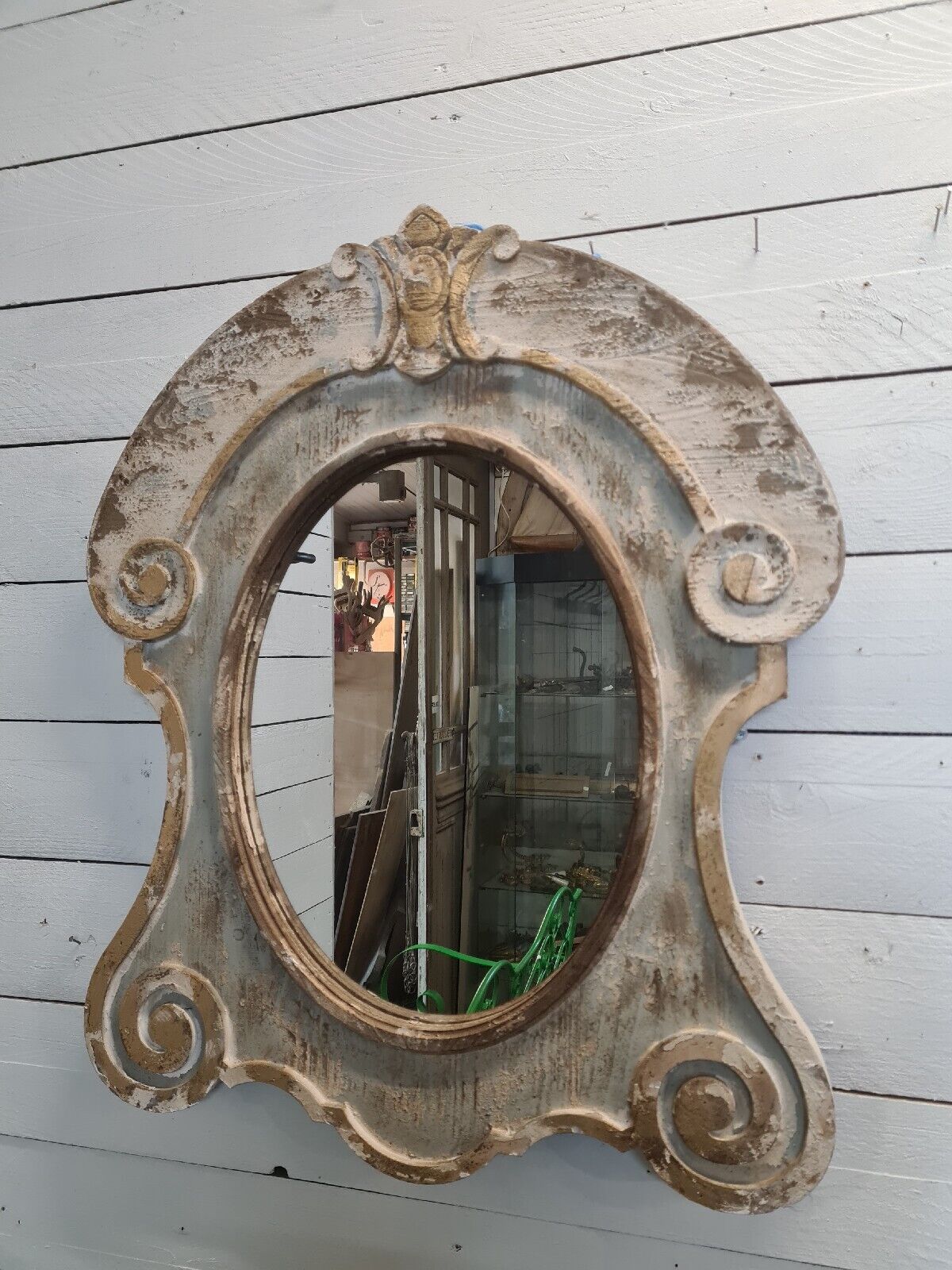 Miroir oeil de boeuf en bois patiné