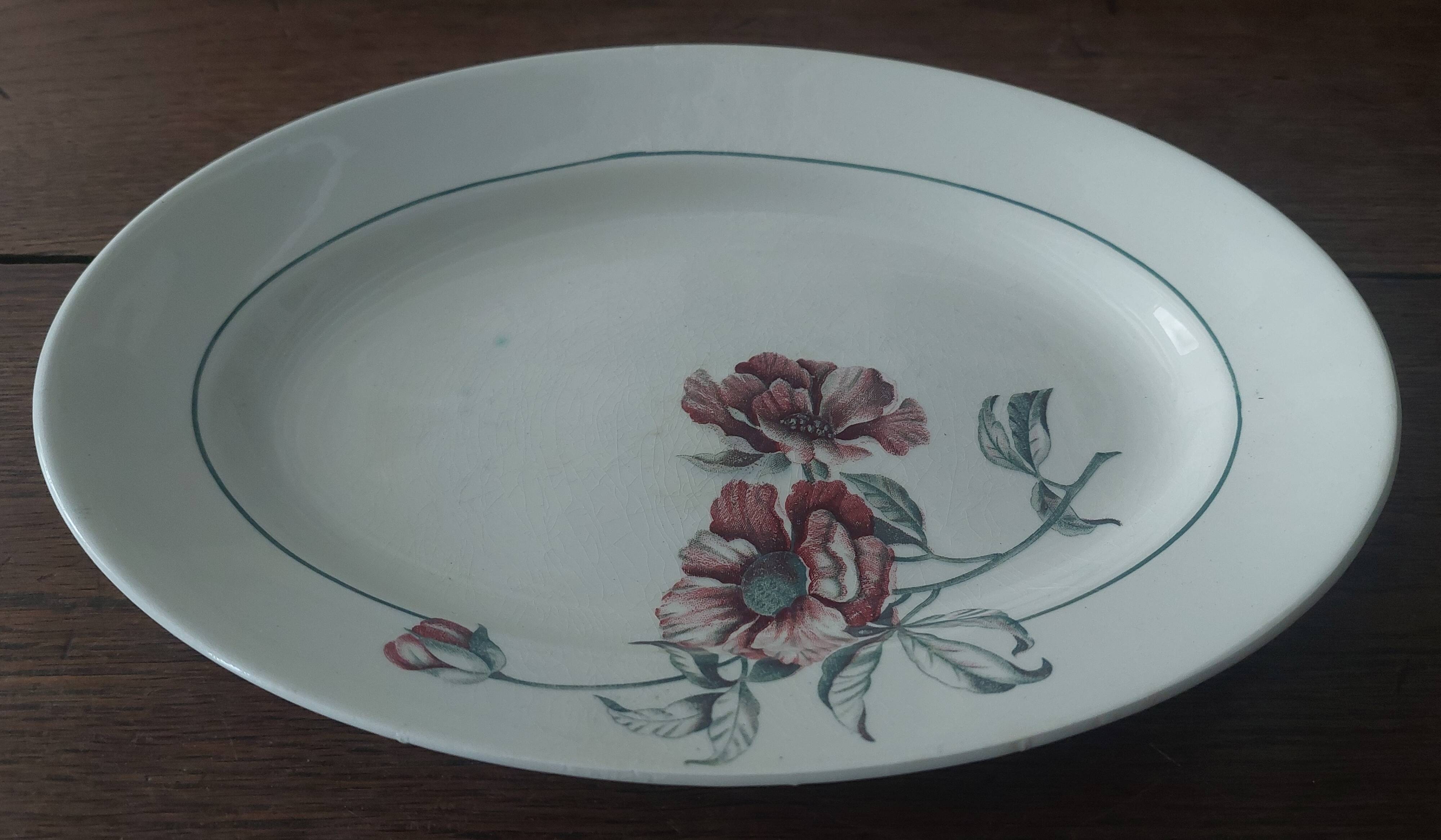 Oval earthenware dish Saint Amand Simone decor from the 50s