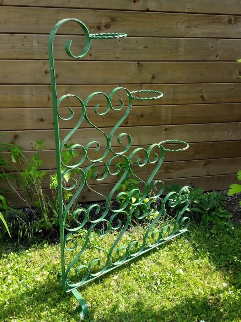 Vintage plant holder 1970