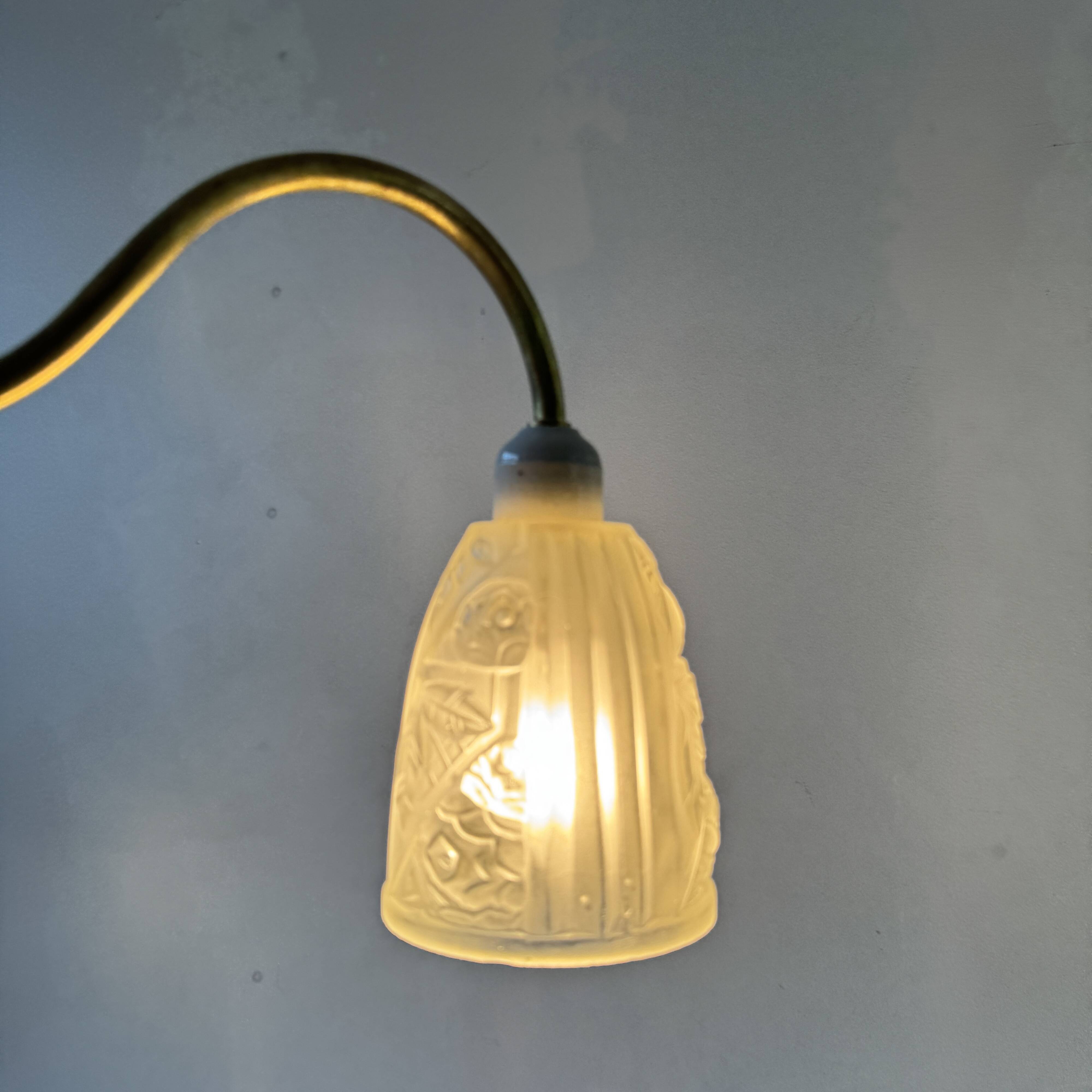 ANTIQUE ART-DECO VINTAGE WALL LAMP