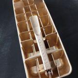 Frigidaire Quickcube ice cube tray