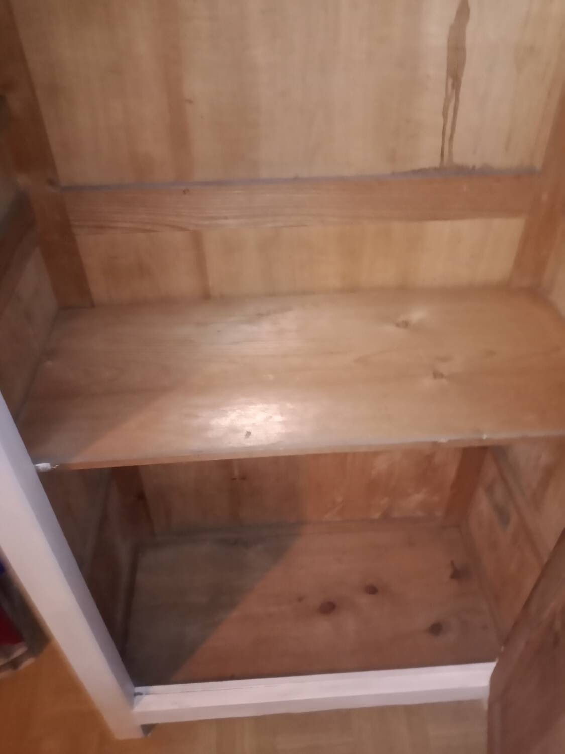 Parisian wardrobe with one door