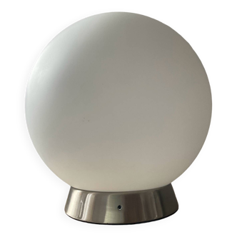 Designer ball lamp in frosted glass and chrome metal