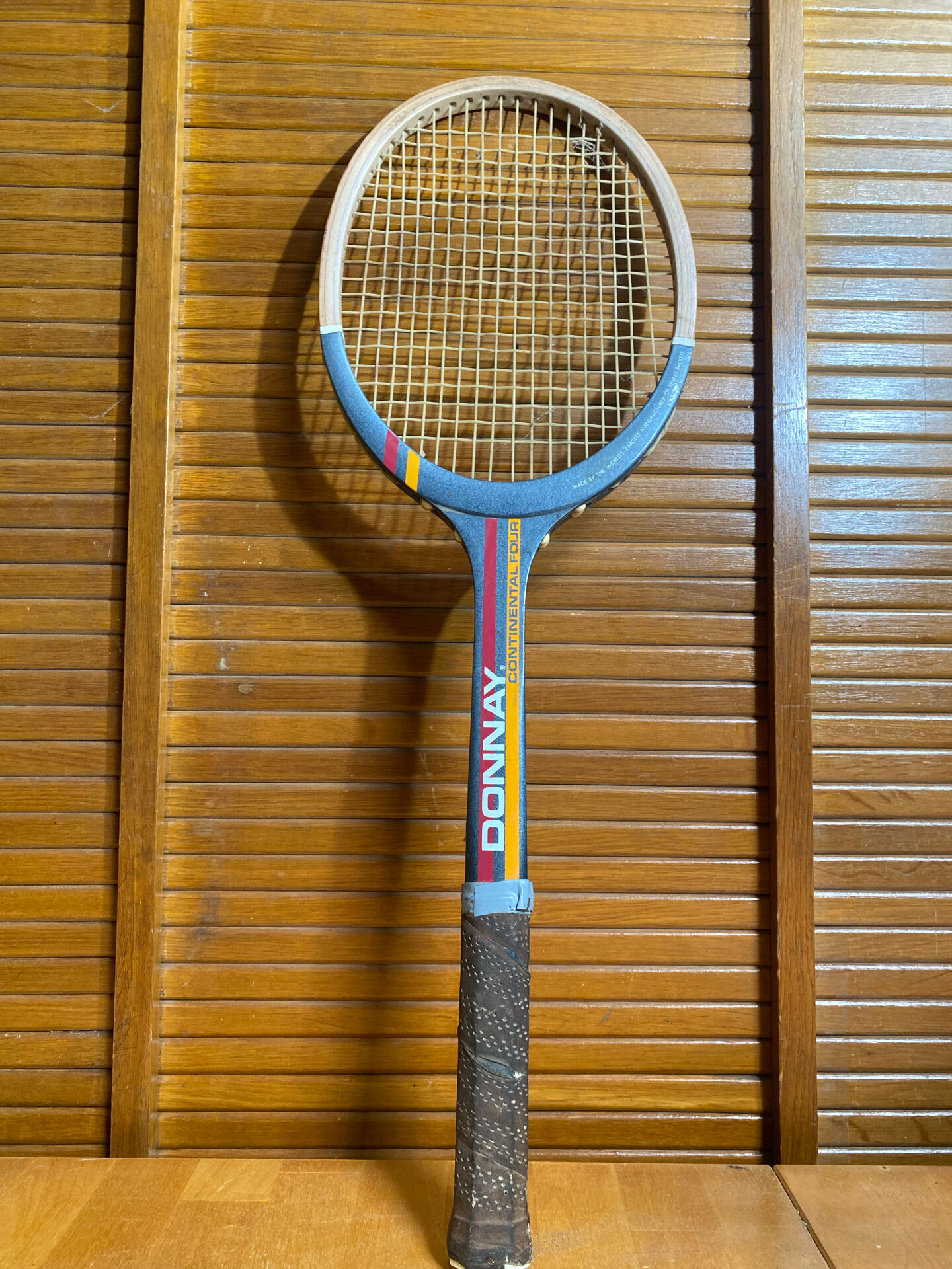 Vintage donnay continental four wooden tennis racket #e