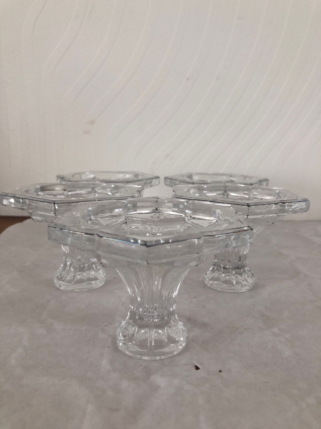 5 bougeoirs en verre en forme de fleurs vintage