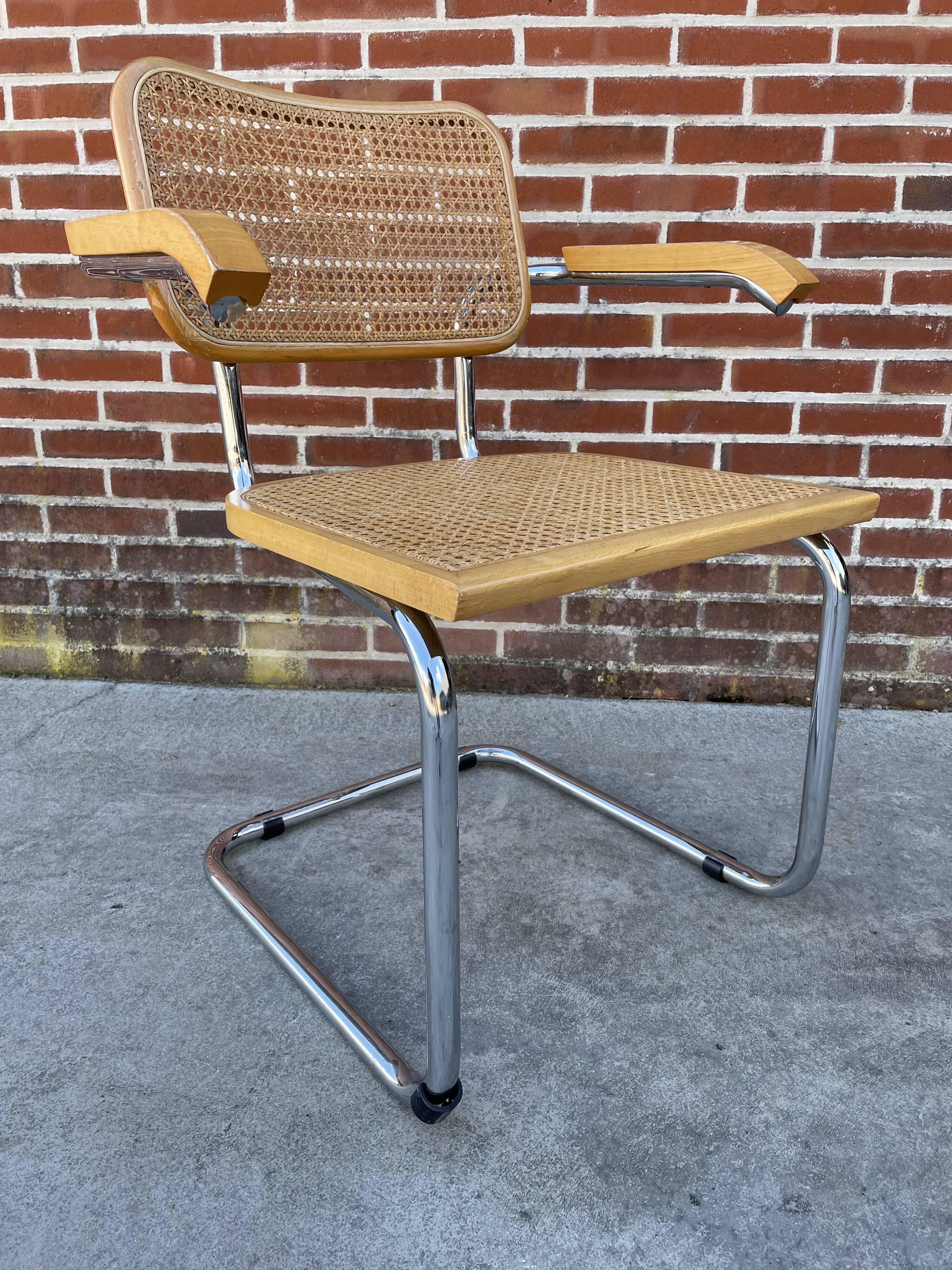 Cesca model design chair with armrests chrome version