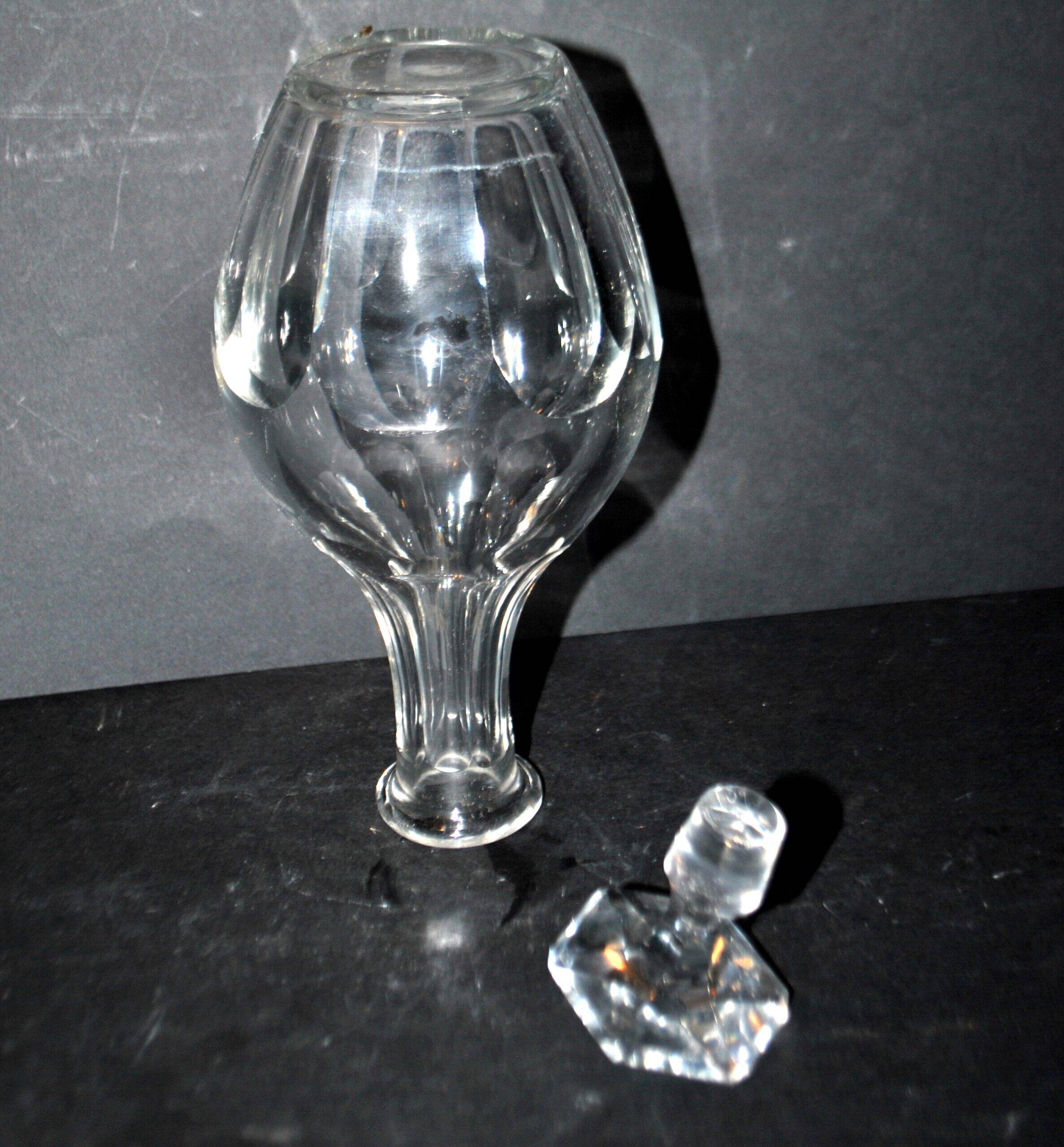 Antique Malmaison Harcourt flat-cut crystal decanter 21cm