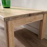 Farmhouse style coffee table, in solid pine