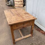 Petit table de ferme avec deux tiroirs