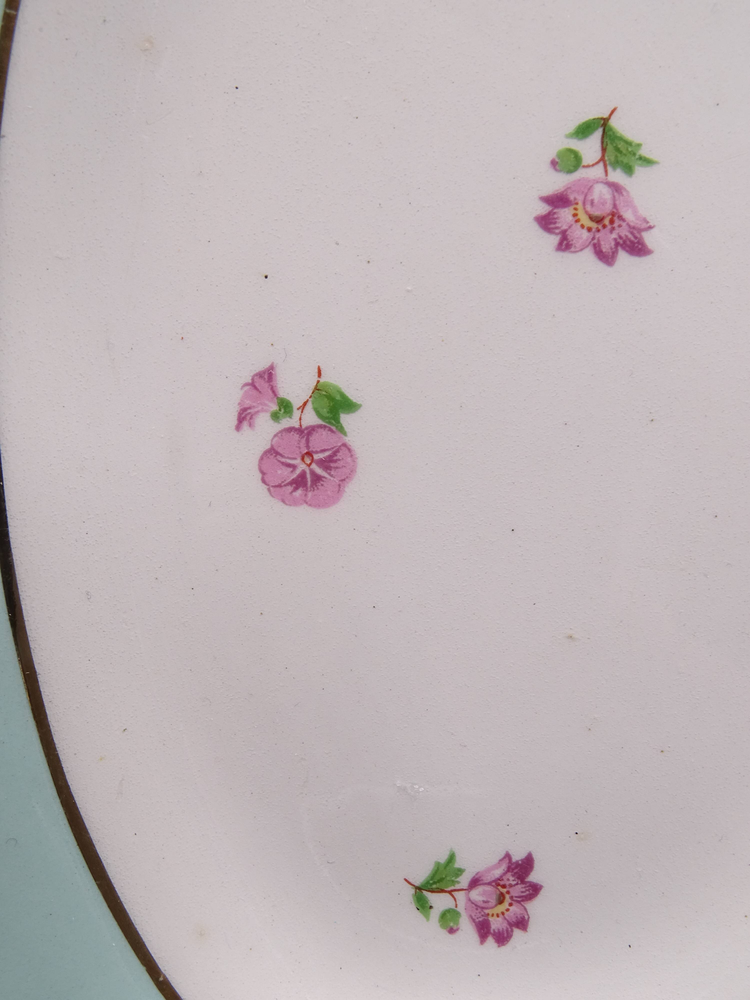 Pair of small cups or opaque porcelain ravines Model Duchess, St Amand Hamage