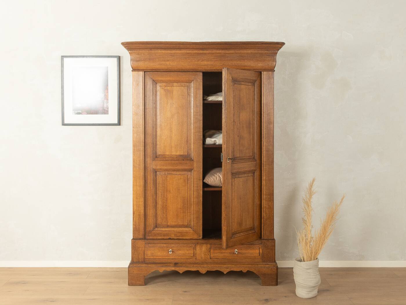 Armoire antique classique en chêne, avant 1900