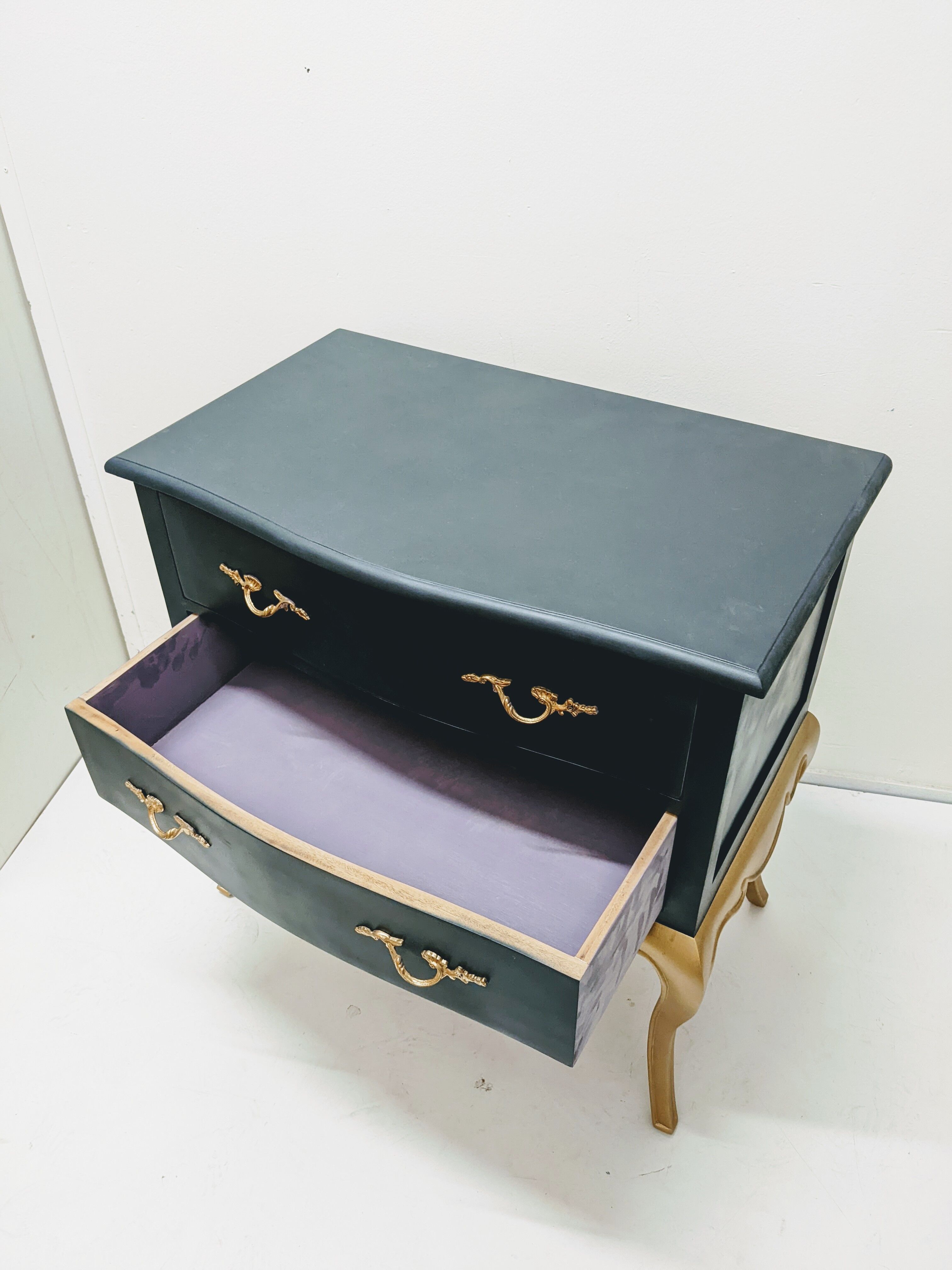 Commode vintage en bois relookée