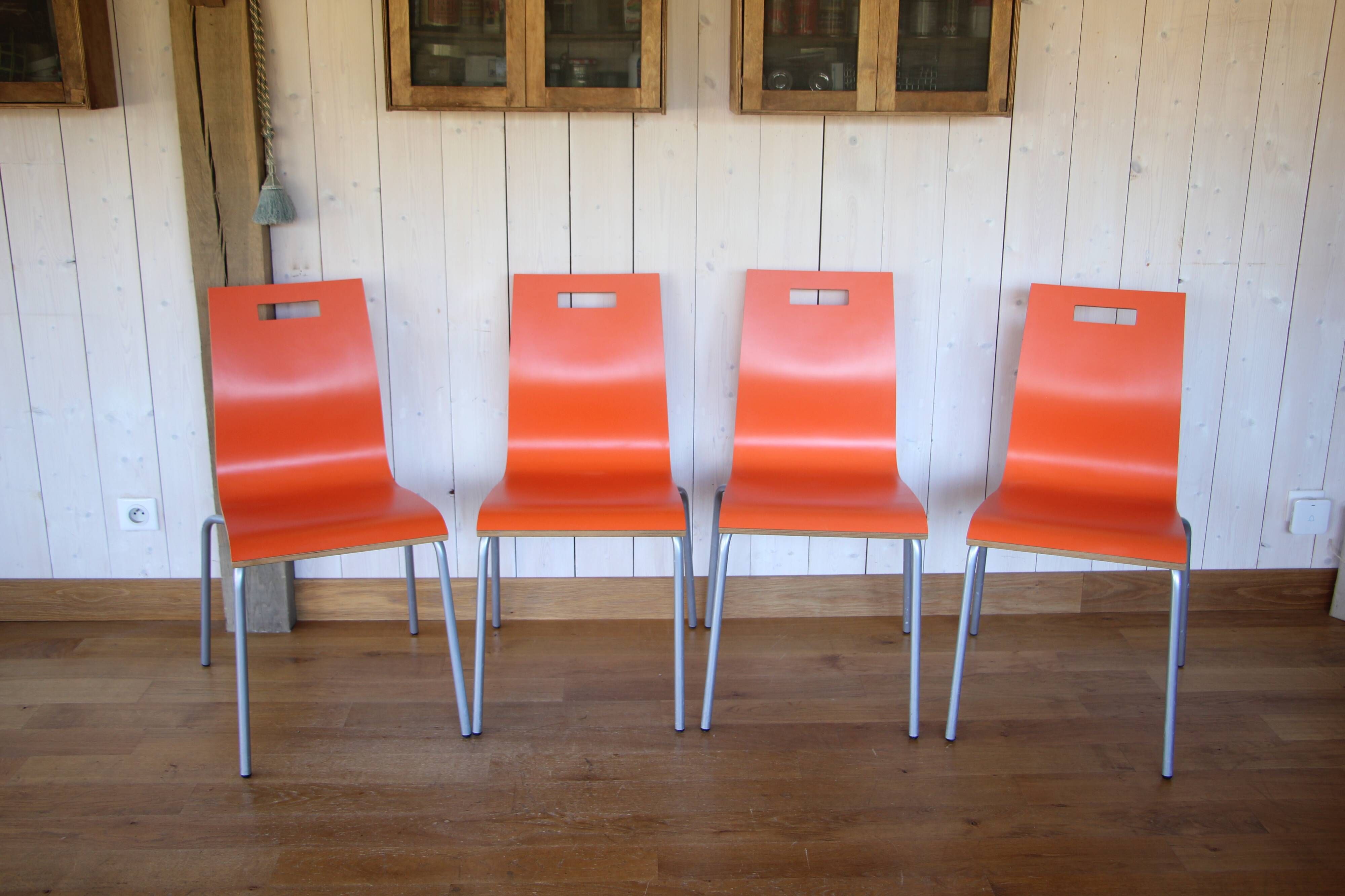 Set of 8 vintage metal and wood chairs