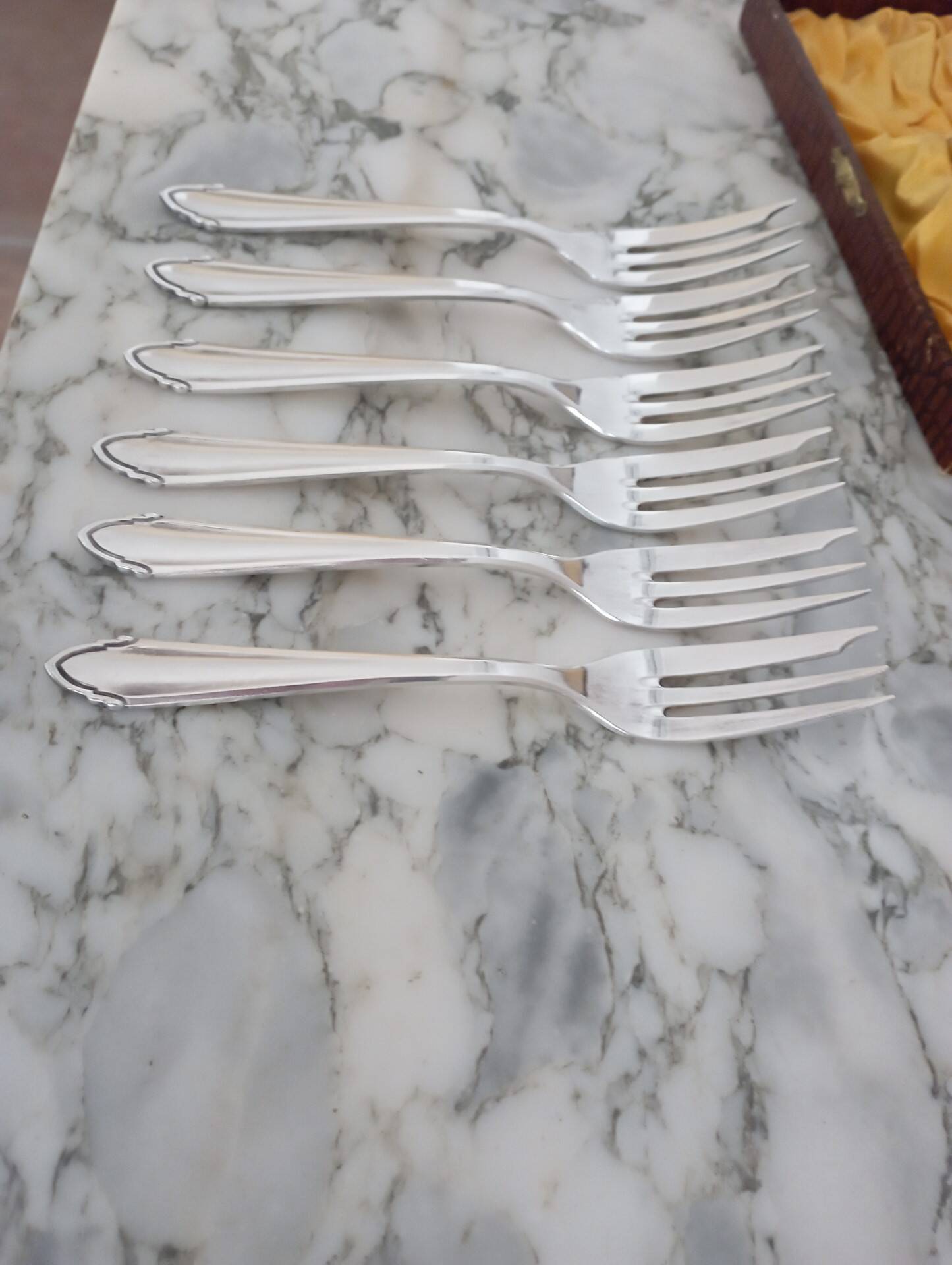 Silver metal dessert forks