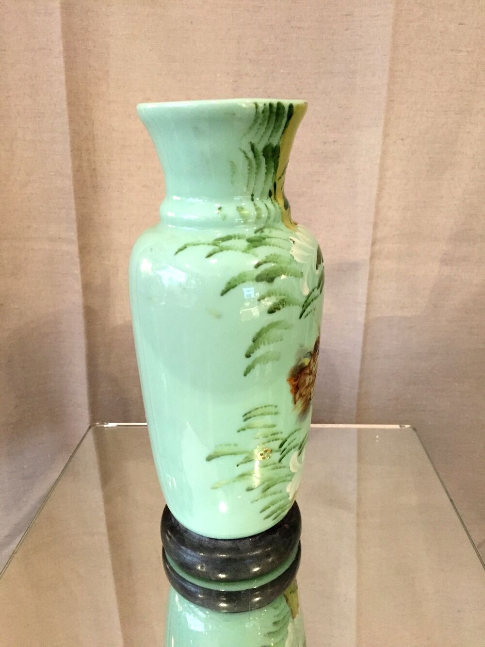 Green opaline vase decorated with cherubs painted and enamelled motifs