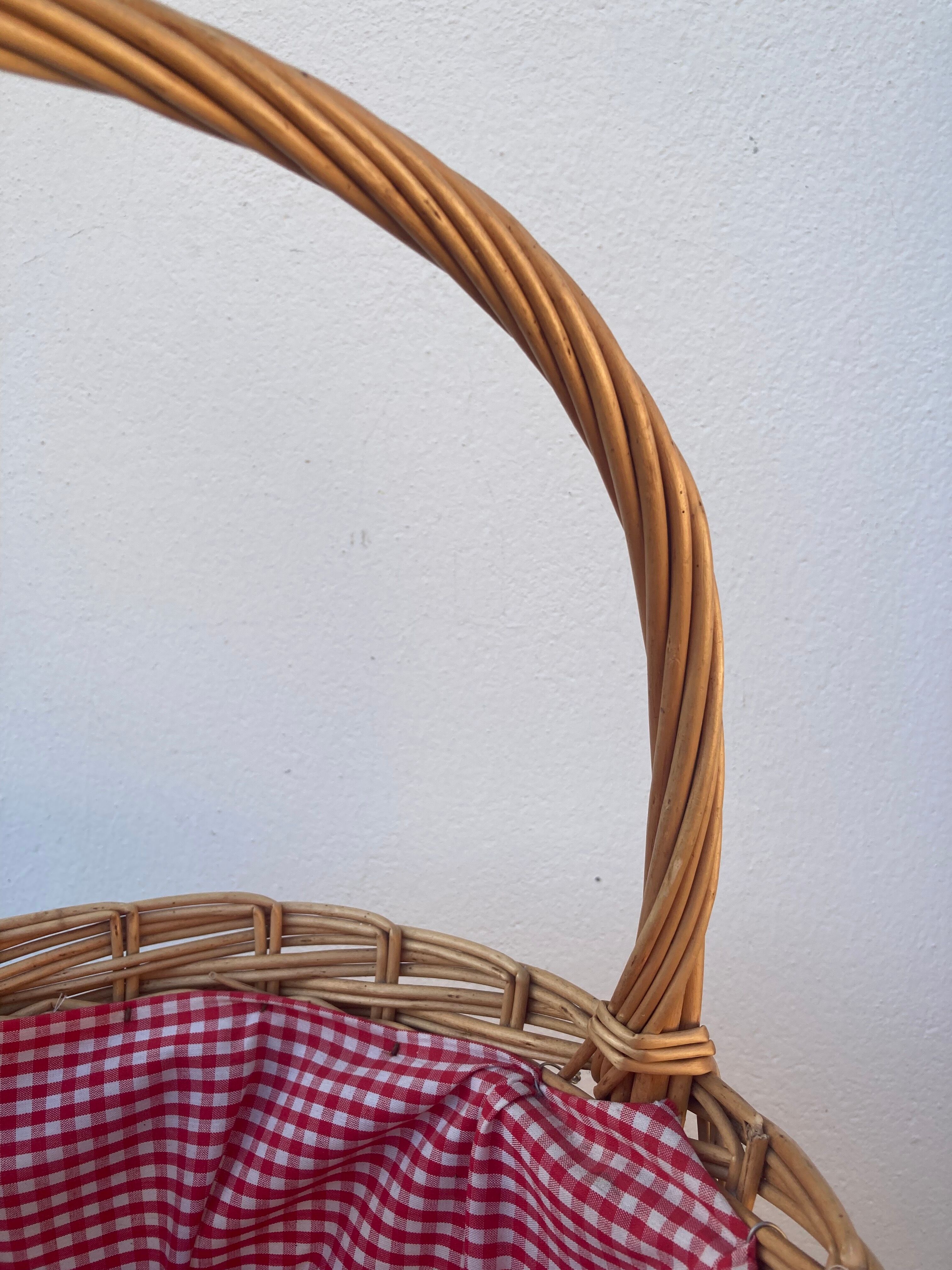 Basket in vintage woven wicker and red gingham