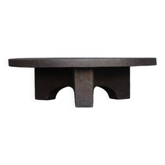 Table basse ronde brutaliste en résine, années 1970