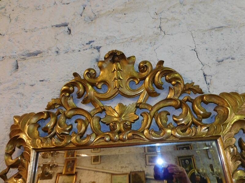 Wooden mirror carved gilded with leaf 140x98cm