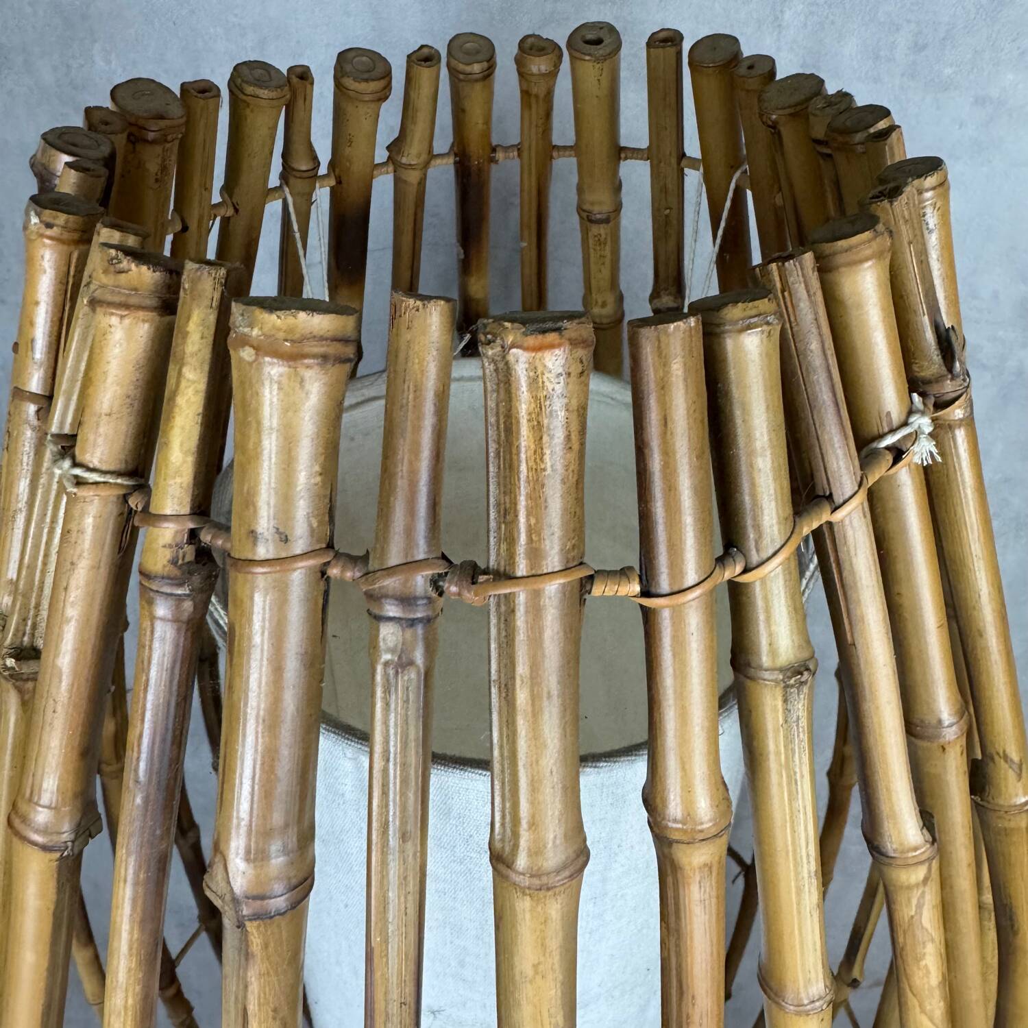 Living room lamp and rattan Italy 70s