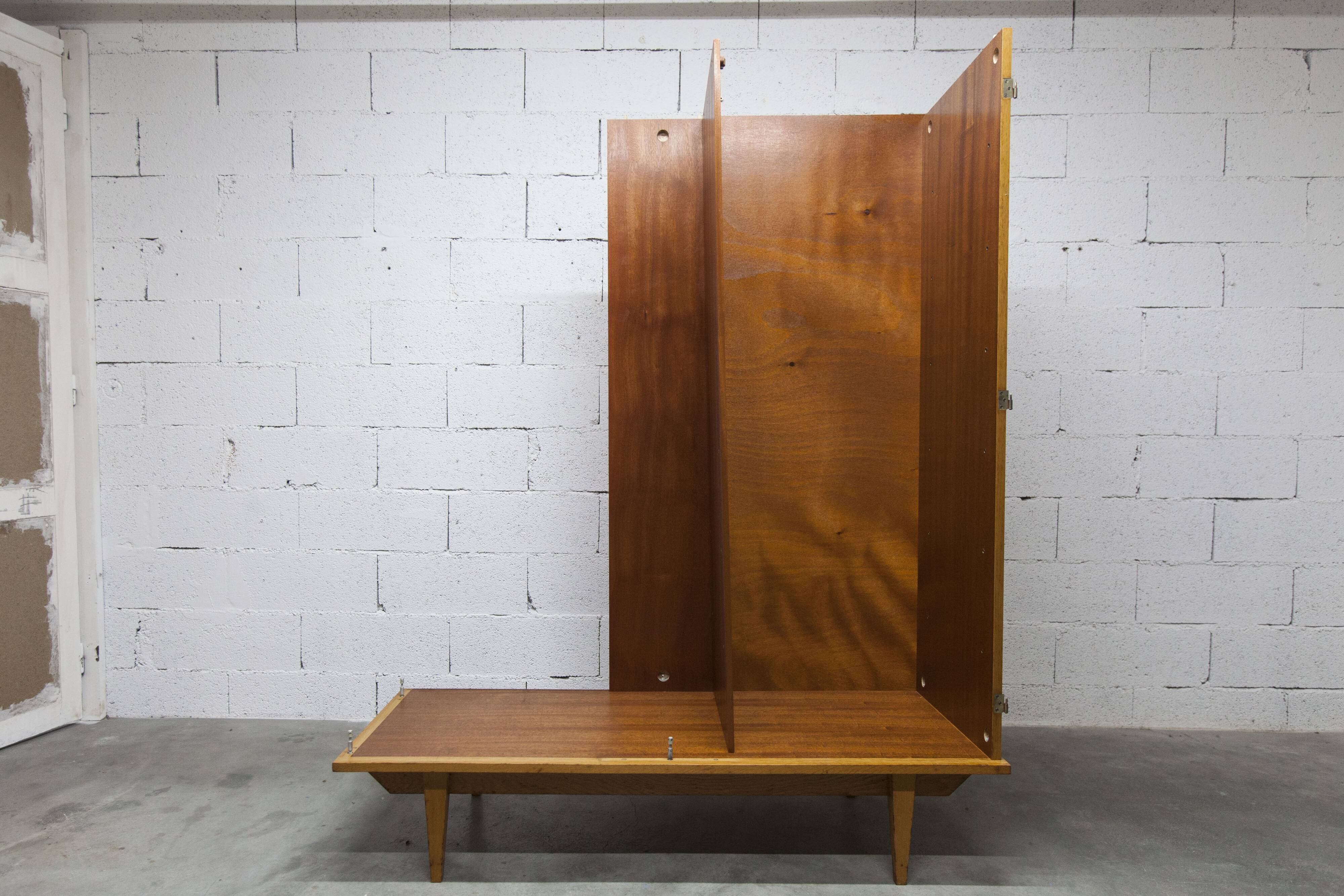 1970 Scandinavian wardrobe with shelves and mirror, 21x126, 2 doors.