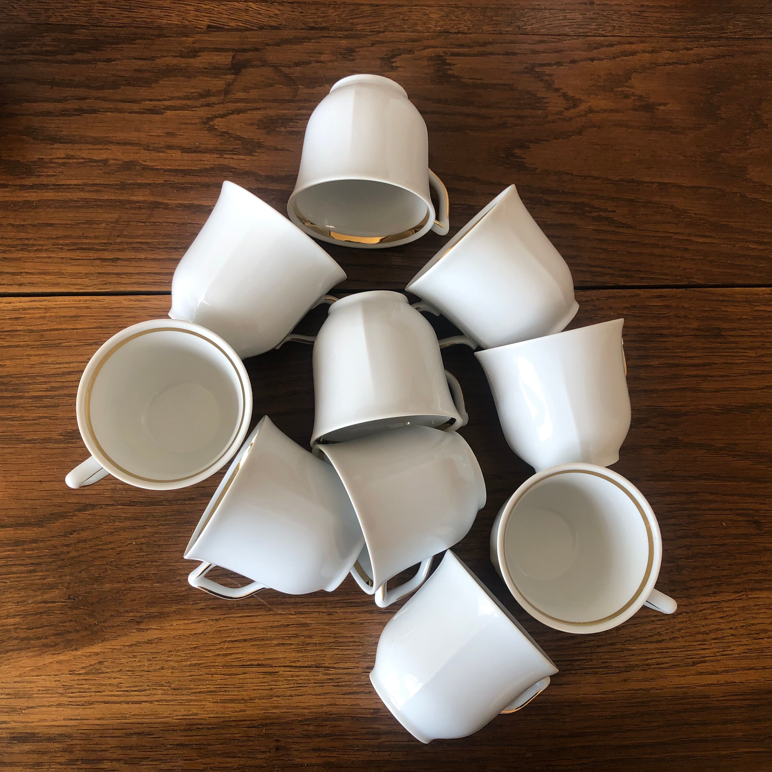 Porcelain coffee/tea service