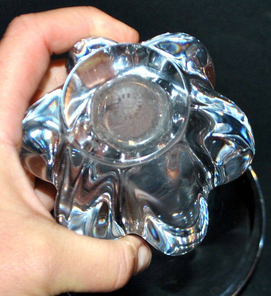 Modernist design vase in Vannes Le Châtel crystal