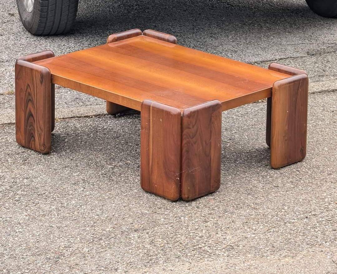 1970s Italian walnut coffee table by Mobilgirgi