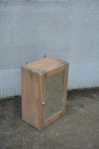 Toilet cabinet, pharmacy