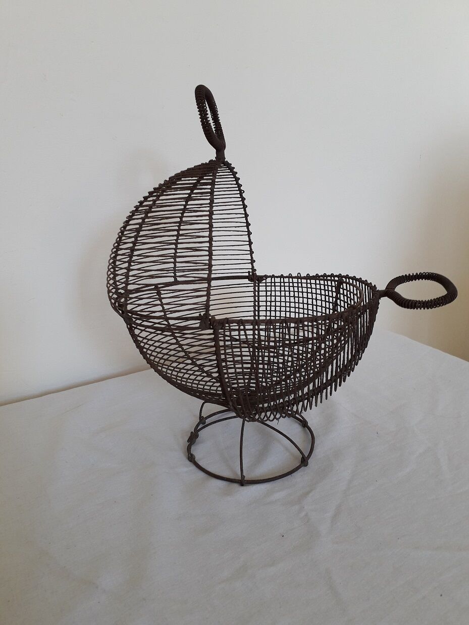 Egg basket or salad