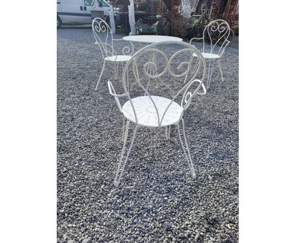 Wrought iron garden furniture 3 armchairs + 1 table