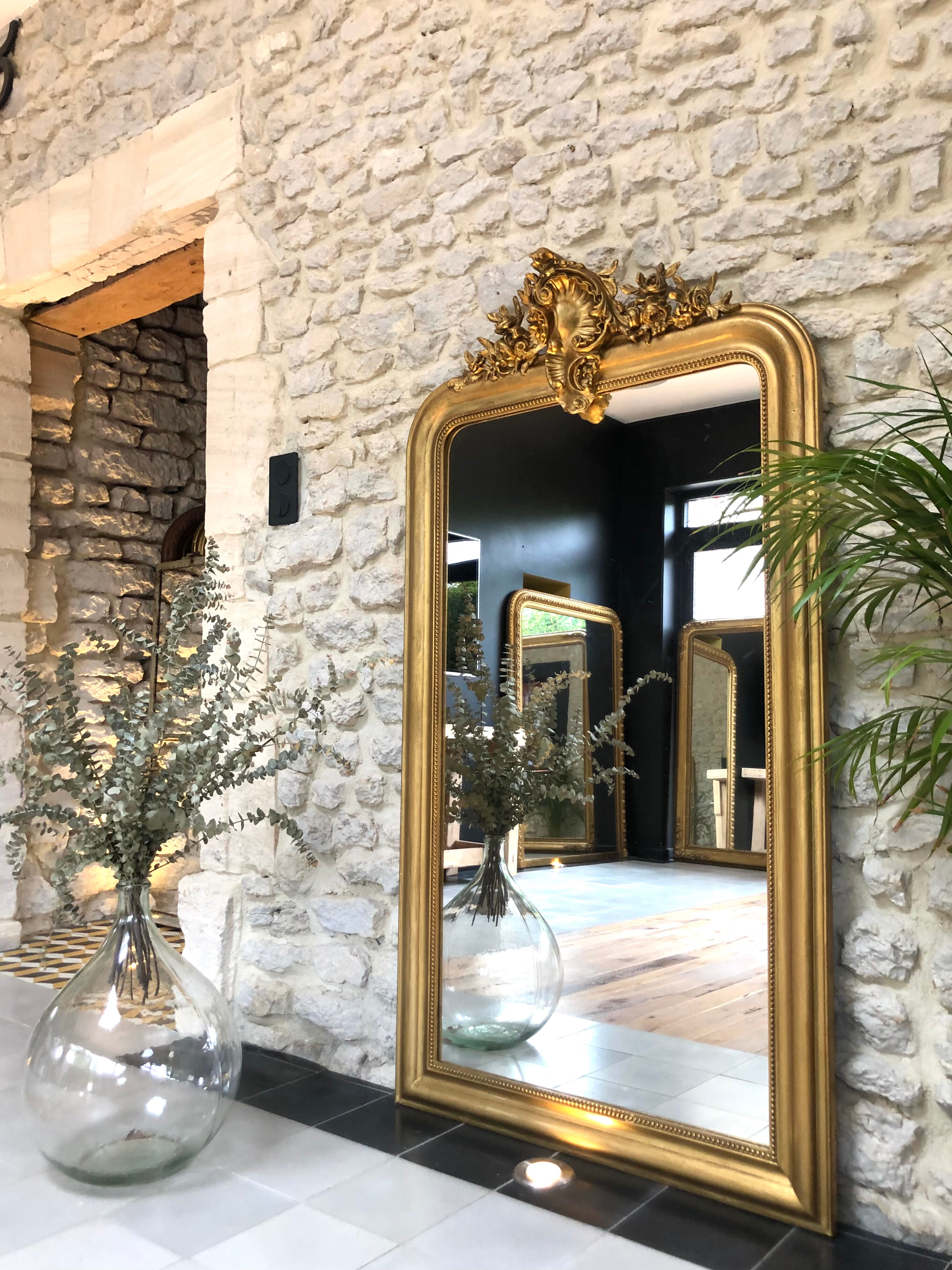 Louis-Philippe mirror with pediment late 19th century, 150x82.5cm