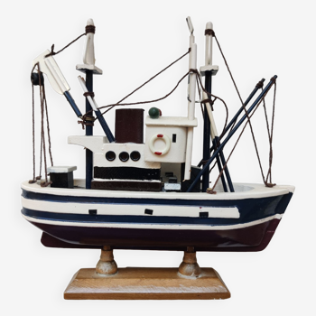 Wooden trawl fishing boat