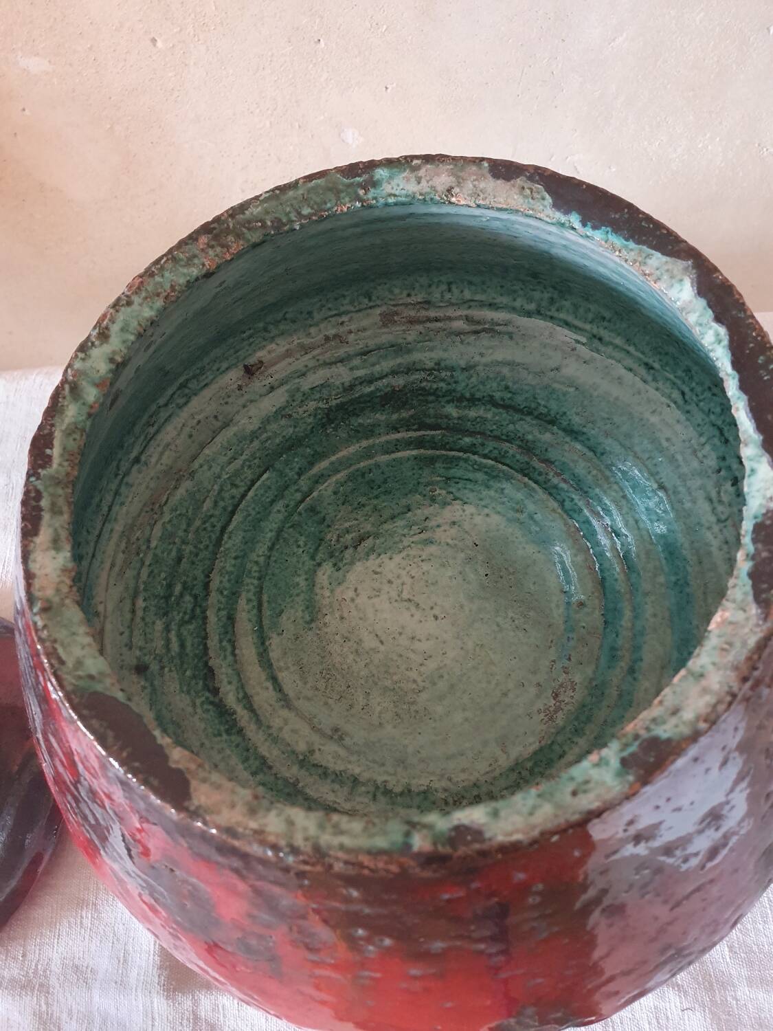 Ceramic casserole dish