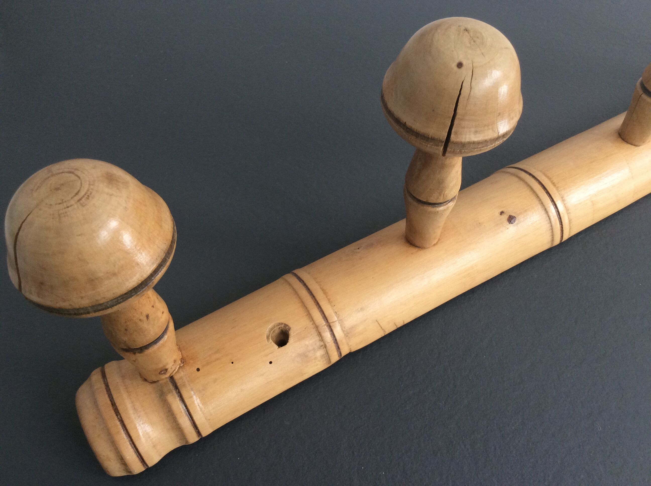 Bamboo-style wooden patère 30/40