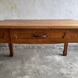 Table de salle à manger Art Nouveau en bois massif brun foncé avec tiroir et détails sculptés ornementaux