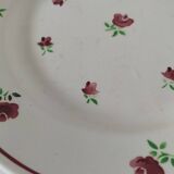 Badonviller dish with floral pattern