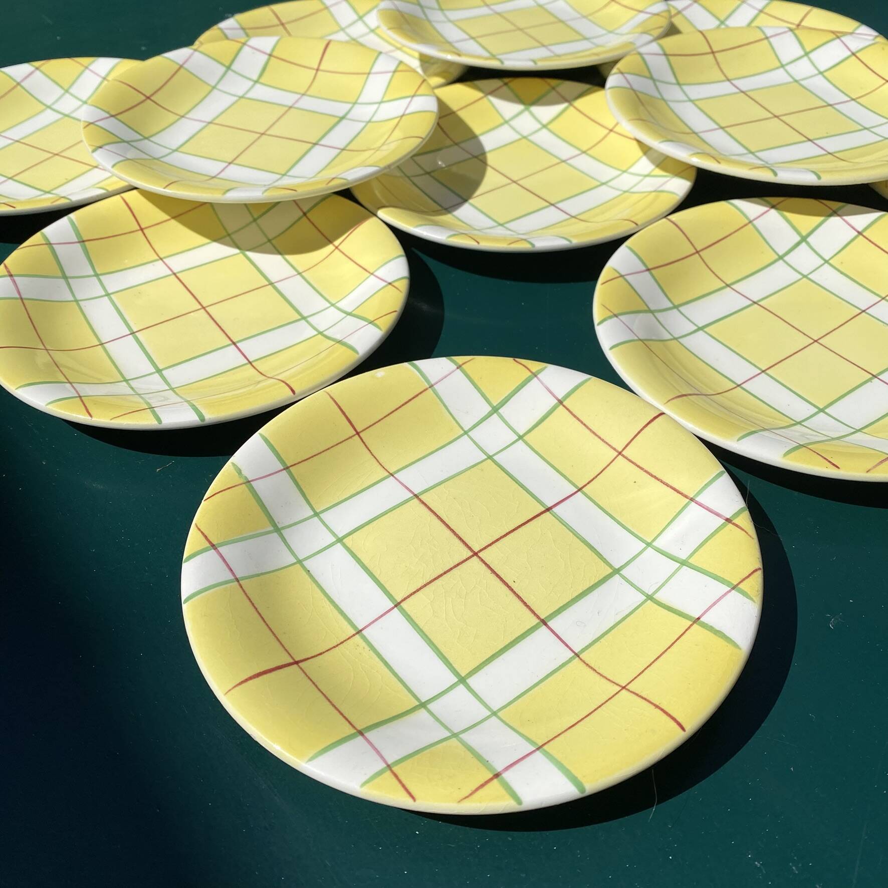 Dessert plates Salins France towel pattern from the 50s-60s.
