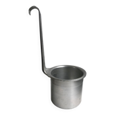 ladle pouring aluminum early twentieth century