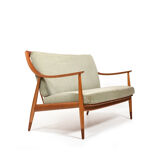 FD-146 Sofa by Orla Mølgaard and Peter Hvidt