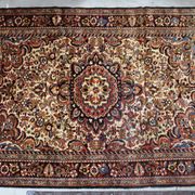 Handmade antique Persian Sarouk rug 3.1' x 5.2' (94cm x 158cm) 1900s